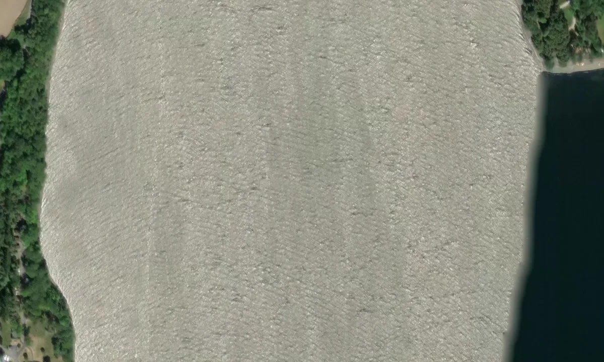 Satelite image of Robinson Point West