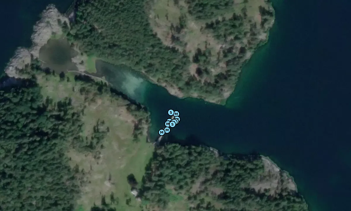 Satelite image of Romsaøyane - Herøyvadet
