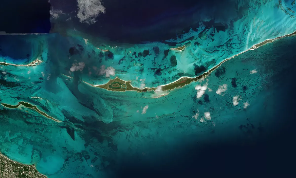 Flyfoto av Rose Island