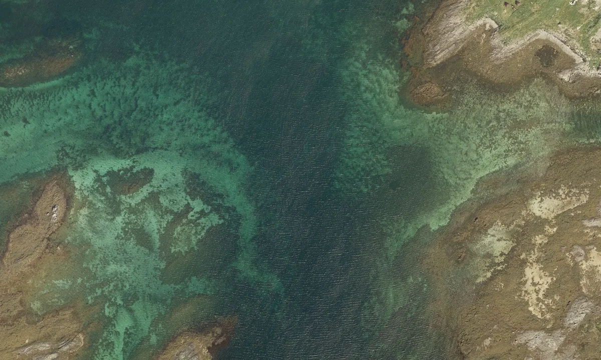 Flyfoto av Røst 2