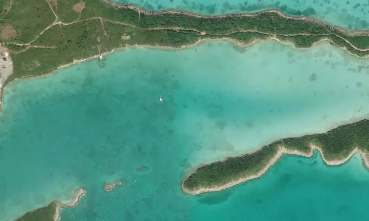Flyfoto av Royal Island