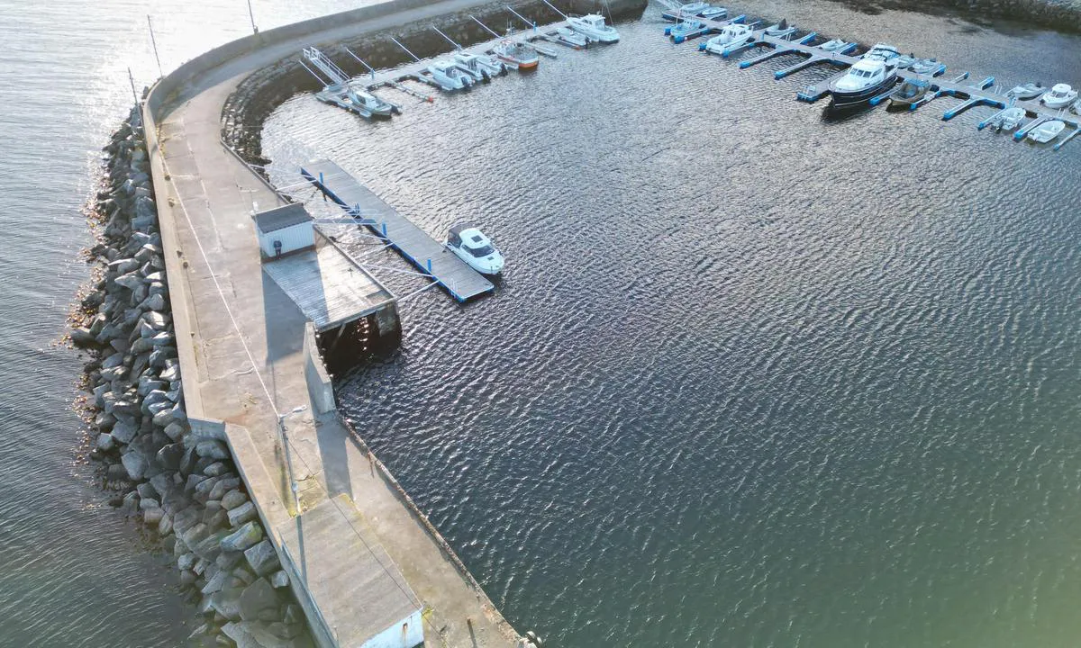 Runde: {"base": "no", "no": "Dronebilder v\u00e5ren 2024.", "se": "Dr\u00f6narbilder v\u00e5ren 2024.", "en": "Drone images spring 2024.", "da": "Dronebilleder for\u00e5ret 2024."}