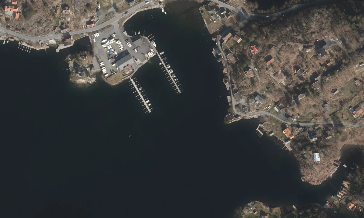 Flyfoto av Sagesund