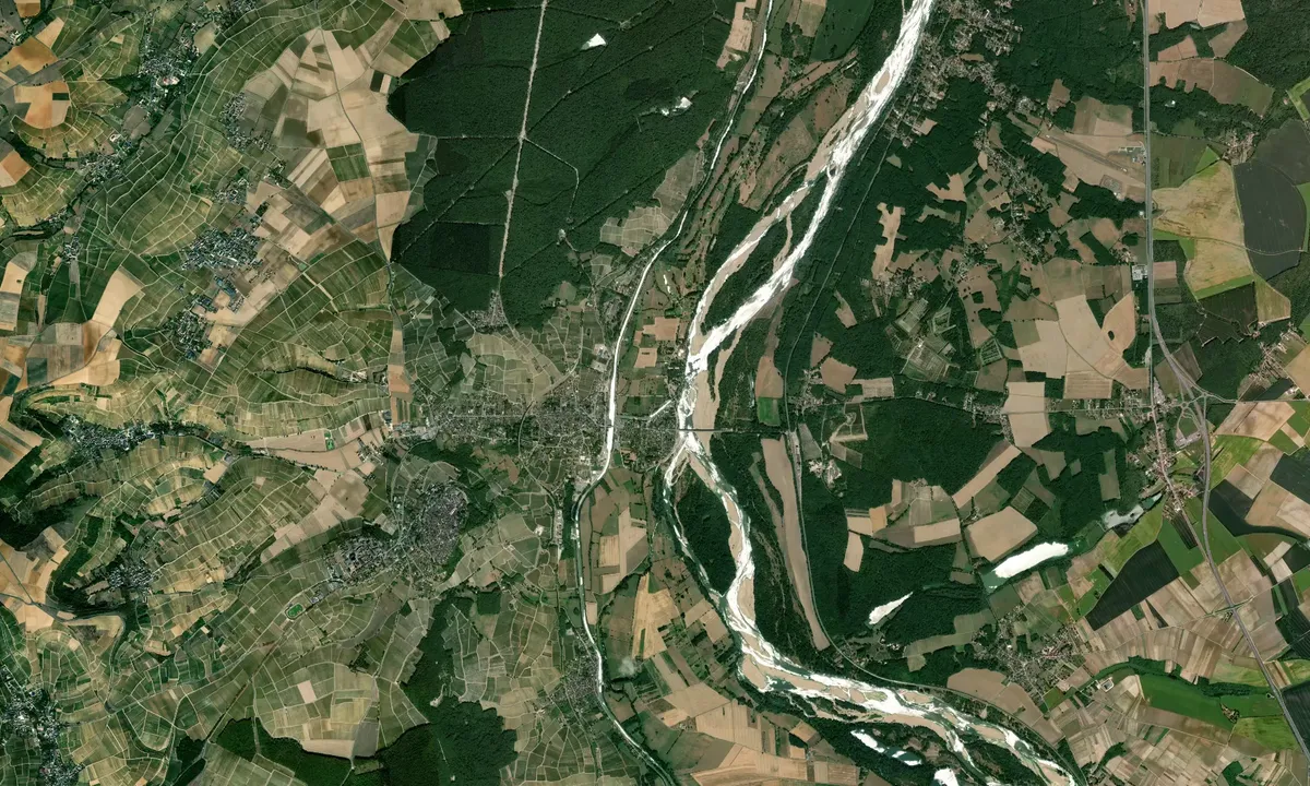 Flyfoto av Saint Thibault sur Loire