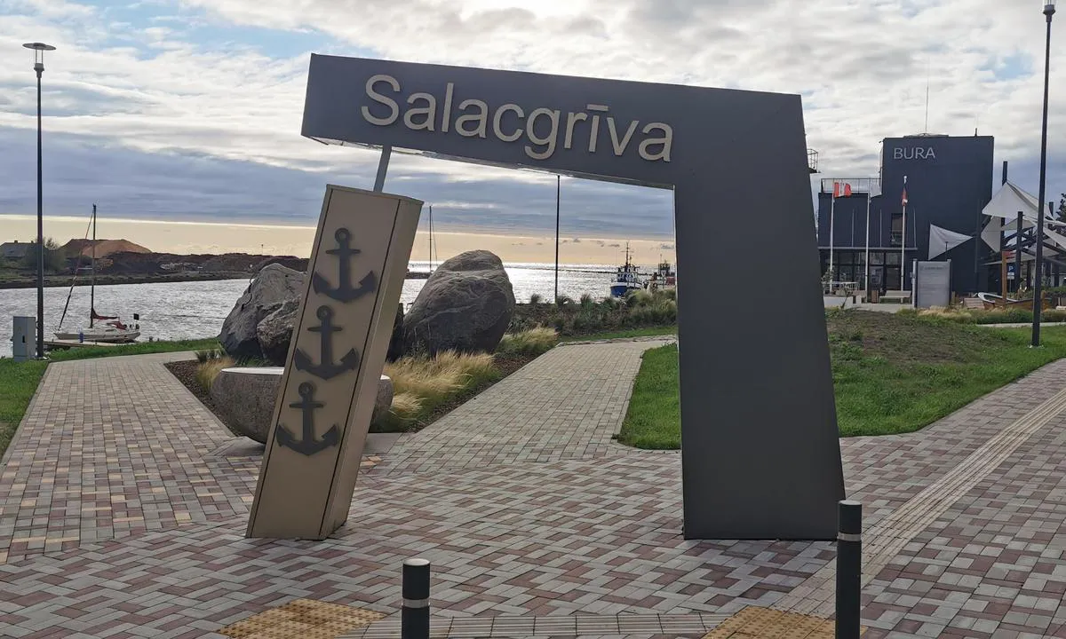 {"base": "lv", "no": "Marina Salacgr\u012bva", "se": "Marina Salacgriva", "en": "Marina Salacgriva", "da": "Marina Salacgriva", "fr": "Marina Salacgriva", "de": "Marina Salacgriva", "es": "Marina Salacgr\u012bva", "it": "Marina Salacgriva", "pt": "Marina Salacgriva", "nl": "Marina Salacgriva", "pl": "Marina Salacgriva", "uk": "\u041c\u0430\u0440\u0438\u043d\u0430 \u0421\u0430\u043b\u0430\u0446\u0433\u0440\u0438\u0432\u0430", "ro": "Marina Salacgriva", "tr": "Marina Salacgriva", "el": "\u039c\u03b1\u03c1\u03af\u03bd\u03b1 \u03a3\u03b1\u03bb\u03ac\u03c4\u03c3\u03b3\u03ba\u03c1\u03b9\u03b2\u03b1", "cs": "Marina Salacgriva", "hu": "Salacgriva Marina", "fi": "Marina Salacgriva", "bg": "\u041c\u0430\u0440\u0438\u043d\u0430 \u0421\u0430\u043b\u0430\u0446\u0433\u0440\u0438\u0432\u0430", "sr": "\u041c\u0430\u0440\u0438\u043d\u0430 \u0421\u0430\u043b\u0430\u0446\u0433\u0440\u0438\u0432\u0430", "et": "Marina Salacgriva", "lv": "Marina Salacgriva", "lt": "Marina Salacgriva"}
