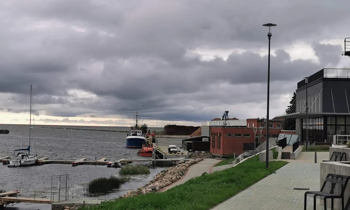 {"base": "lv", "no": "Marina Salacgriva", "se": "Marina Salacgriva", "en": "Marina Salacgriva", "da": "Marina Salacgriva", "fr": "Marina Salacgriva", "de": "Marina Salacgriva", "es": "Marina Salacgriva", "it": "Marina Salacgriva", "pt": "Marina Salacgriva", "nl": "Marina Salacgriva", "pl": "Marina Salacgriva", "uk": "\u041c\u0430\u0440\u0438\u043d\u0430 \u0421\u0430\u043b\u0430\u0446\u0433\u0440\u0438\u0432\u0430", "ro": "Marina Salacgriva", "tr": "Marina Salacgriva", "el": "\u039c\u03b1\u03c1\u03af\u03bd\u03b1 \u03a3\u03b1\u03bb\u03b1\u03c4\u03c3\u03b3\u03ba\u03c1\u03af\u03b2\u03b1", "cs": "Marina Salacgriva", "hu": "Salacgriva Marina", "fi": "Marina Salacgr\u012bva", "bg": "\u041c\u0430\u0440\u0438\u043d\u0430 \u0421\u0430\u043b\u0430\u0446\u0433\u0440\u0438\u0432\u0430", "sr": "\u041c\u0430\u0440\u0438\u043d\u0430 \u0421\u0430\u043b\u0430\u0446\u0433\u0440\u0438\u0432\u0430", "et": "Salacgriva sadam", "lv": "Marina Salacgriva", "lt": "Marina Salacgriva"}
