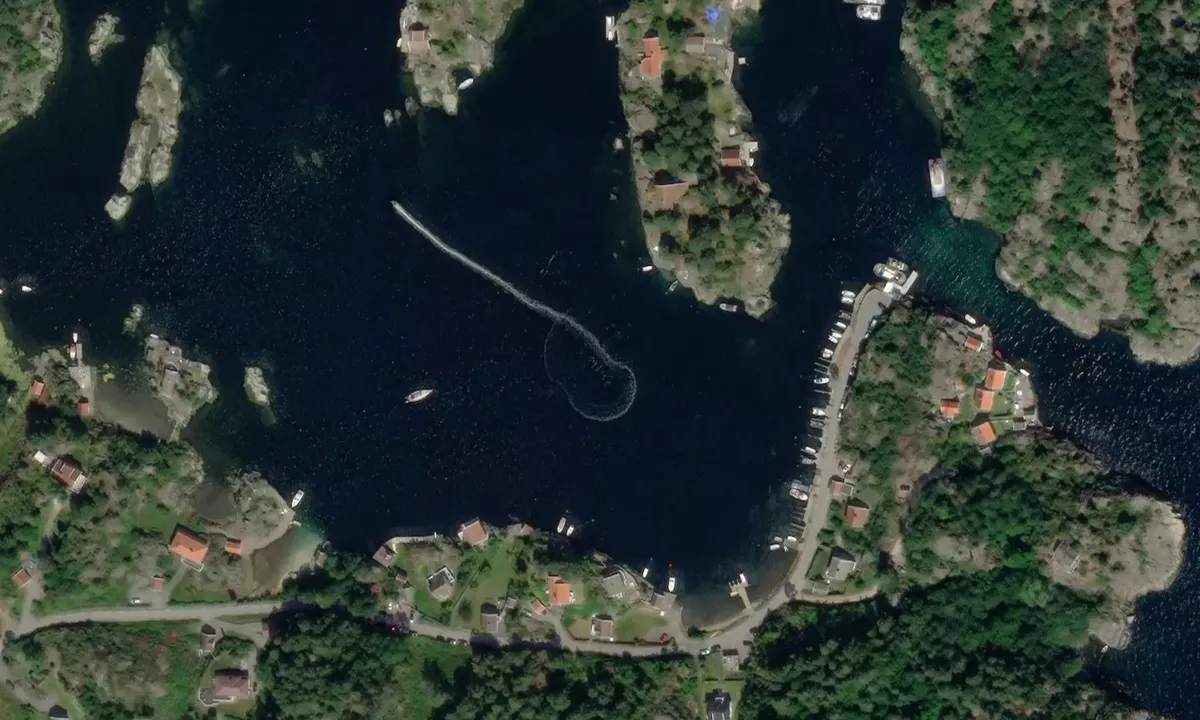 Satelite image of Salbufjorden