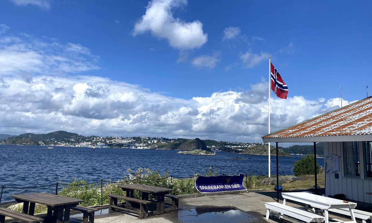 Saltneven - Kragerø Seilforening: Sommerdag over fjorden mot Kragerø