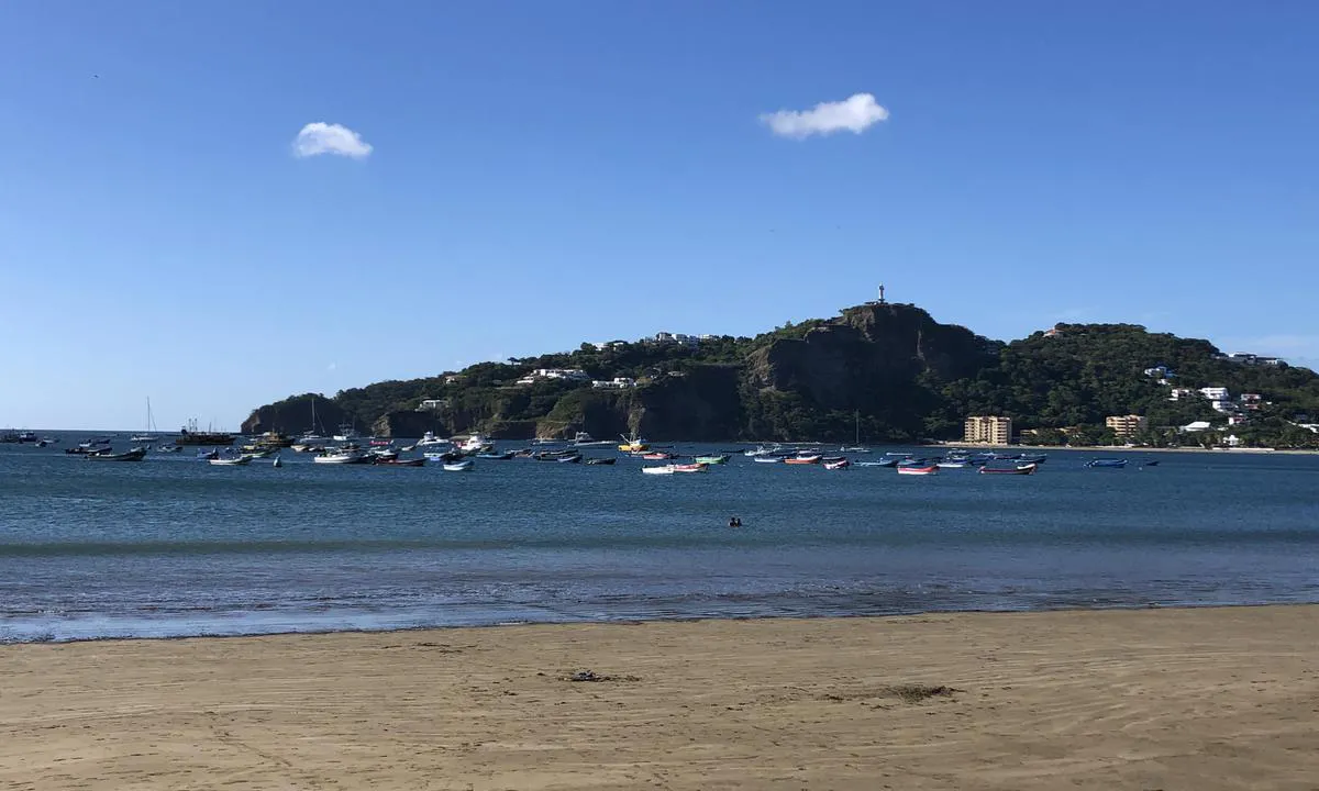 {"base": "en", "no": "Bukten San Juan del Sur i Nicaragua", "se": "Viken San Juan del Sur i Nicaragua", "en": "The bay of San Juan del Sur in Nicaragua", "da": "Bugten ved San Juan del Sur i Nicaragua"}