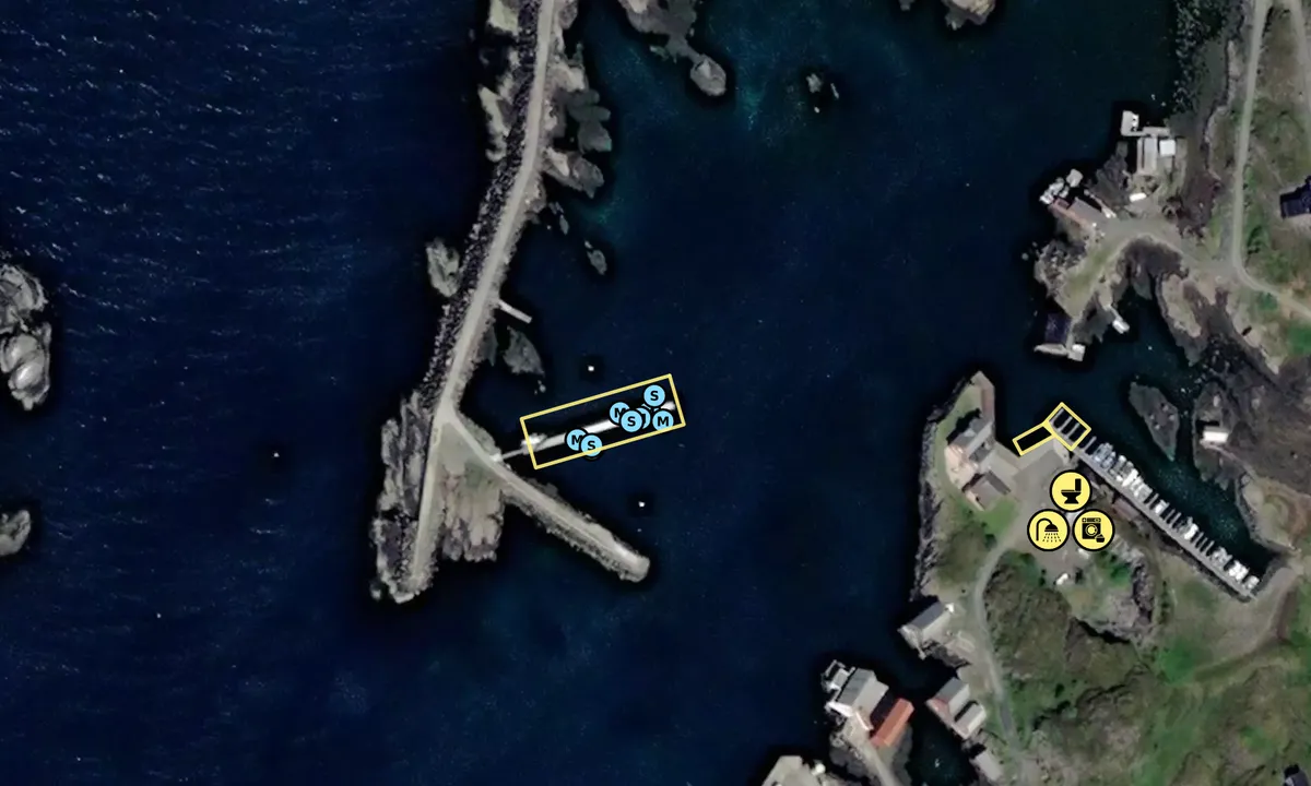 Satelite image of Sandøy