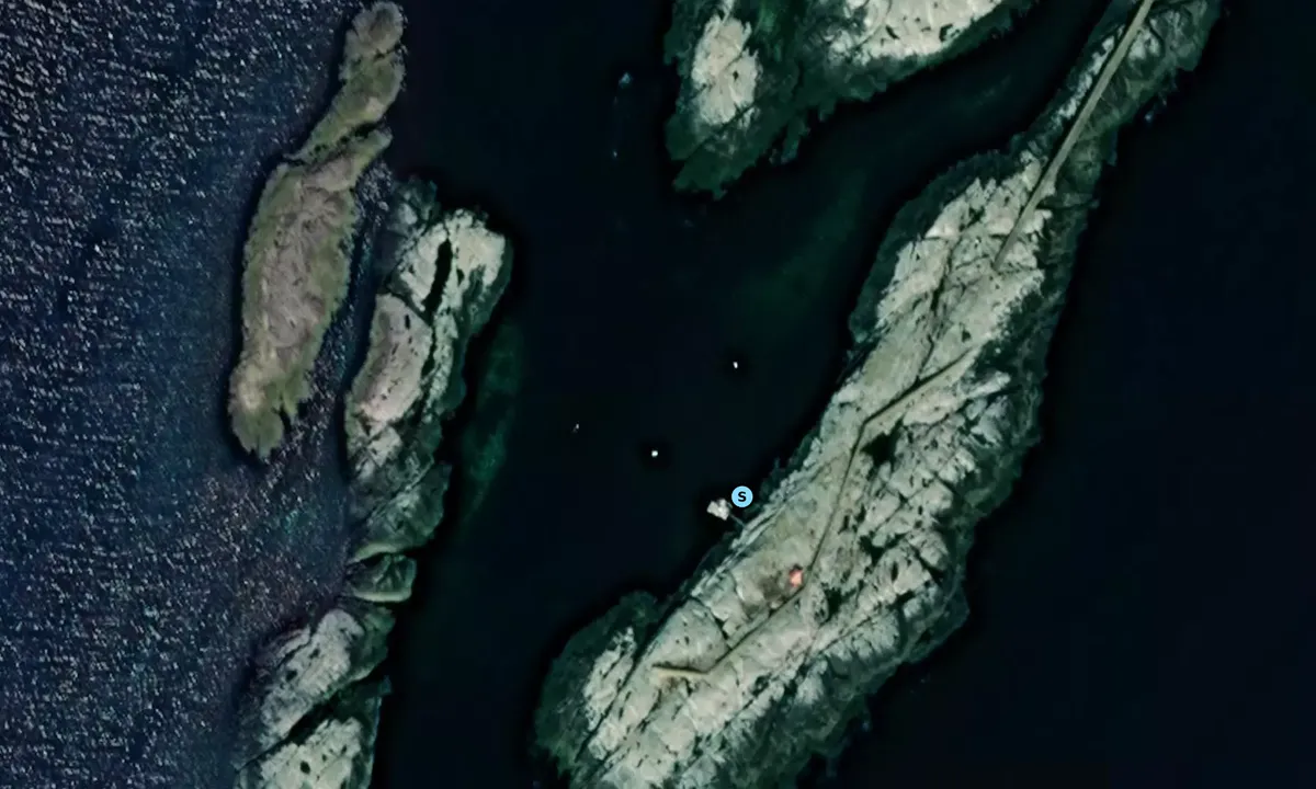 Satelite image of Sandsundvær