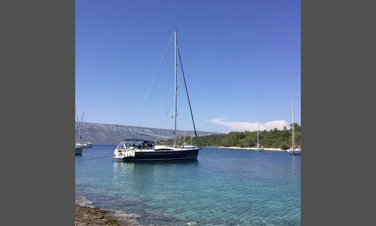 In Šćedro most boats moor with and anchor and stern lines to attached to land.
