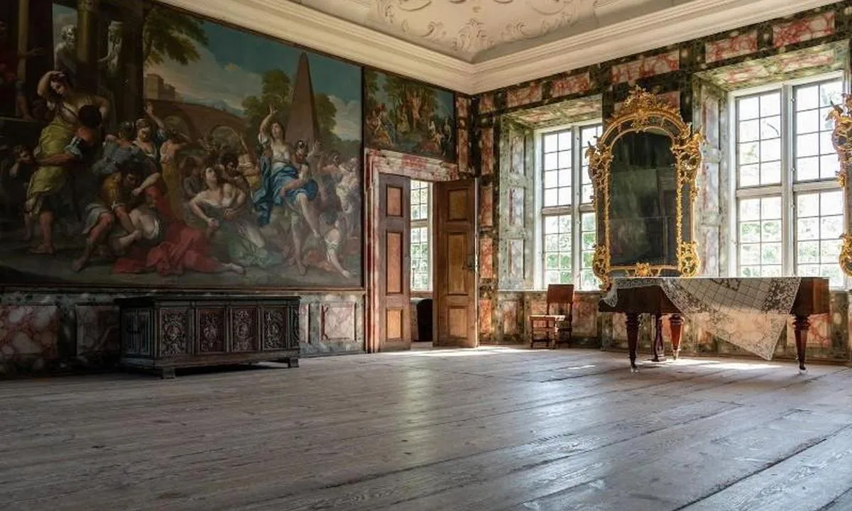 Selsø Møllekrog Bådelaug: {"base": "da", "no": "Barokkslottets indre", "se": "Barockslottets inre", "en": "The interior of the Baroque castle", "da": "Barokslottets indre"}