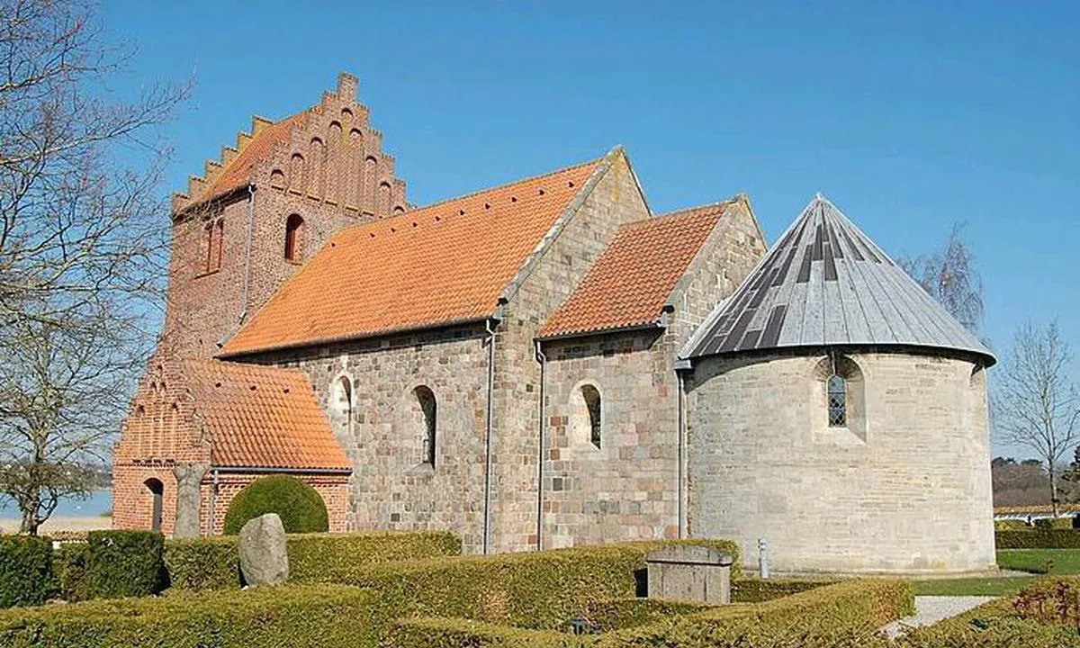 Selsø Møllekrog Bådelaug: {"base": "da", "no": "Sels\u00f8 Kirke", "se": "Sels\u00f8 kyrka", "en": "Sels\u00f8 Church", "da": "Sels\u00f8 Kirke"}