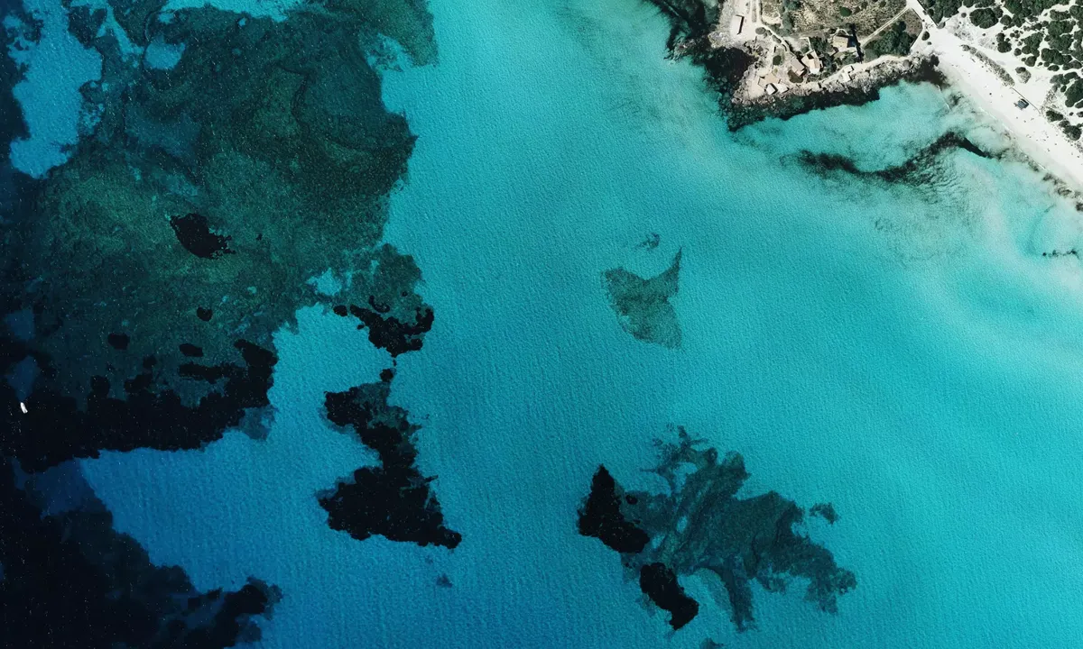 Flyfoto av Ses Covetes