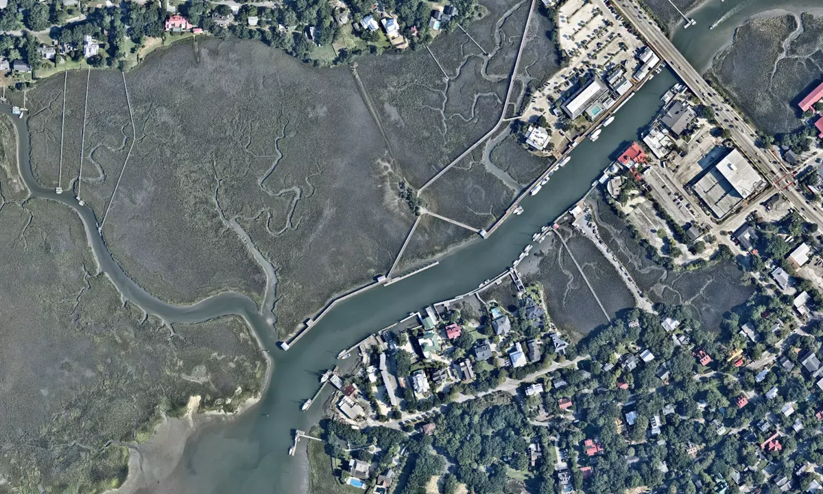 Flyfoto av Shem Creek