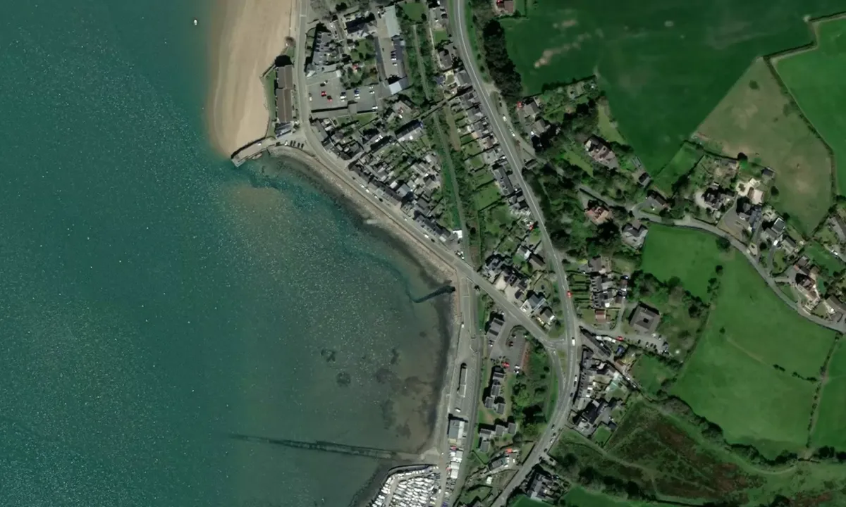 Flyfoto av Shops at Instow