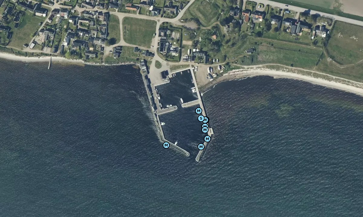 Satelite image of Skåre