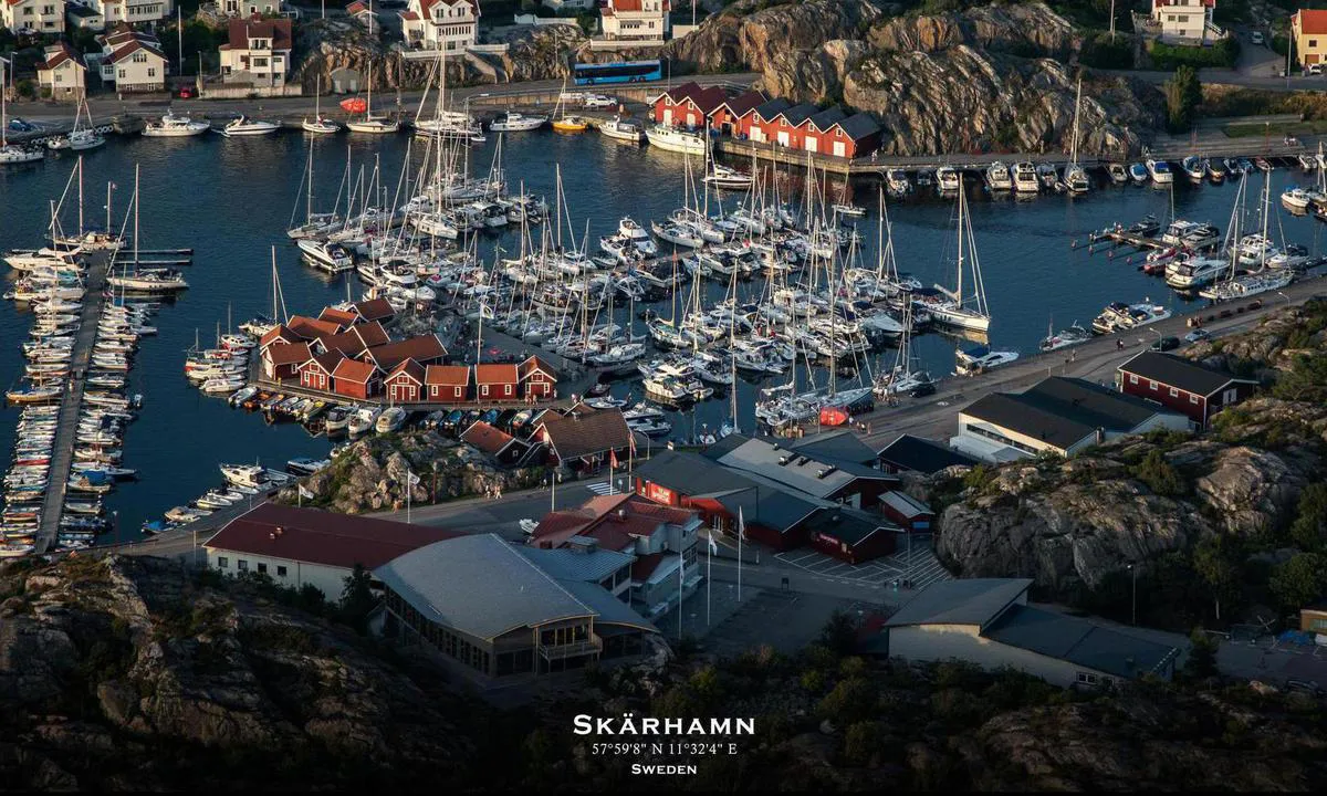 Aerial photo of Skärhamn. Presented in cooperation with fotoflyg.se. You can order this as a framed print on their website (link below). Use code "harbourmaps" to get a 10% rebate