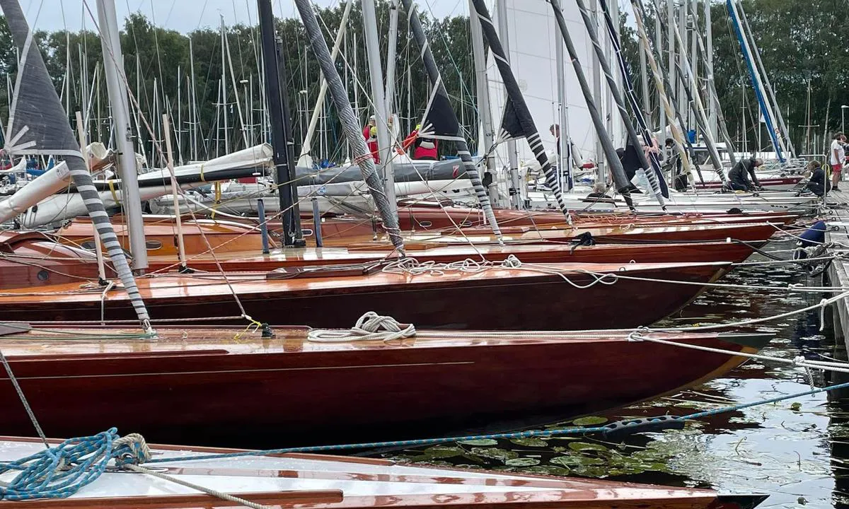 Skarholmen - Ekons Segelklubb: Bild från SM i A22 2023