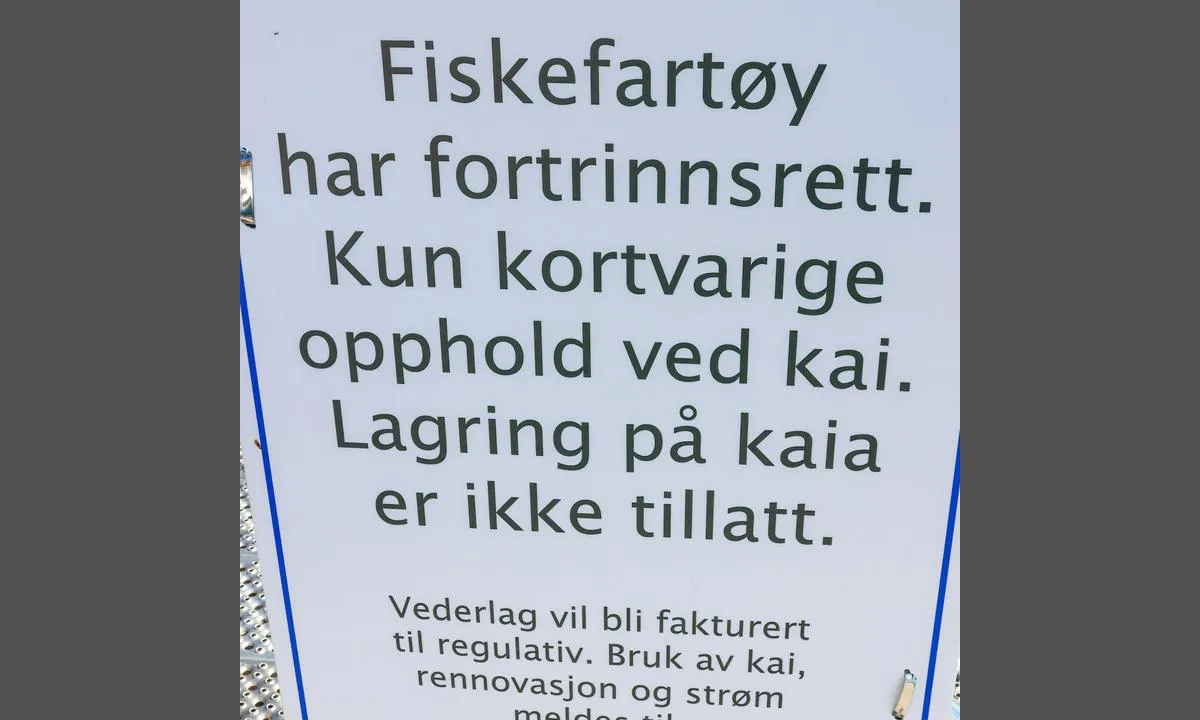 Skjærbrygga: Announcement on new public pier south side of Skjæret. Use GoMarina for payment.