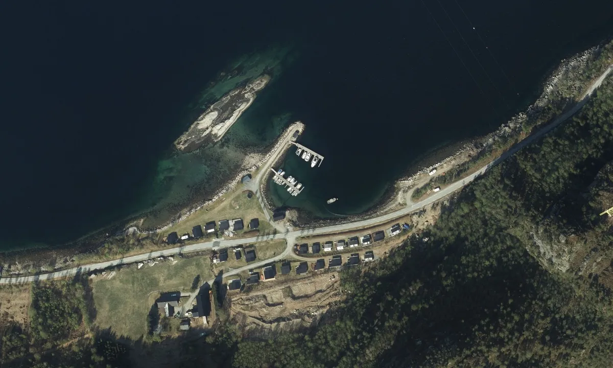Flyfoto av Skjærbugen - Åstfjorden