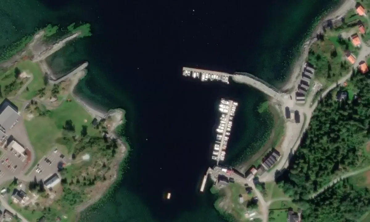 Satelite image of Skjelvågen