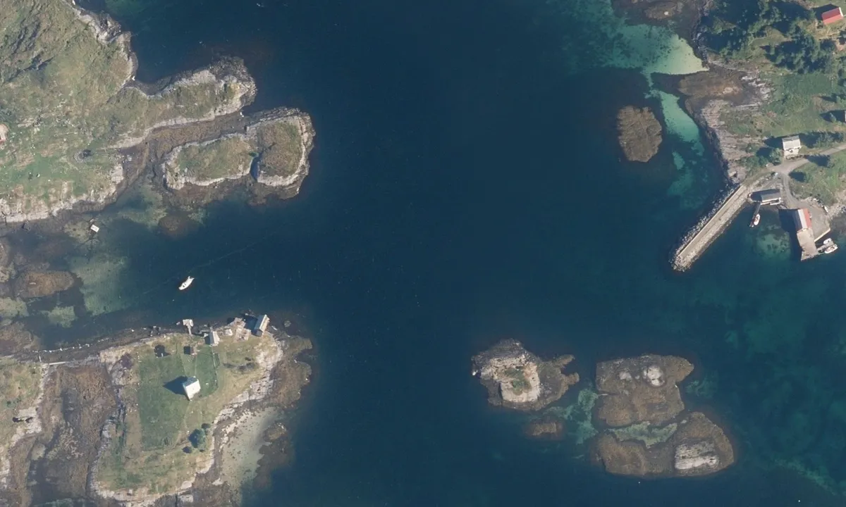 Flyfoto av Skutholmen