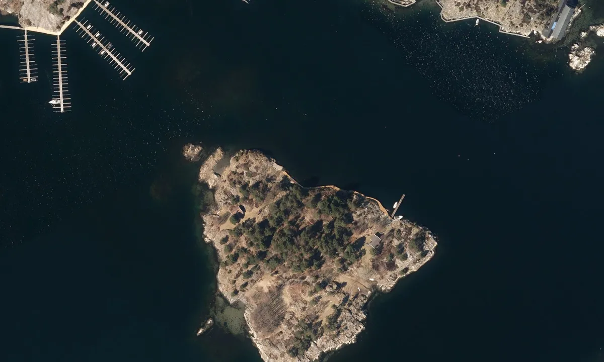 Flyfoto av Slåttholmen