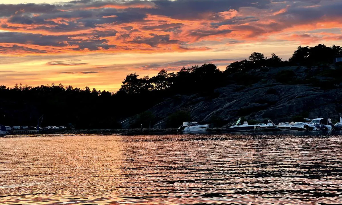 Slevikkilen: Bildet er tatt fra naturhavnen på Geitøya og inn mot fastlandet
