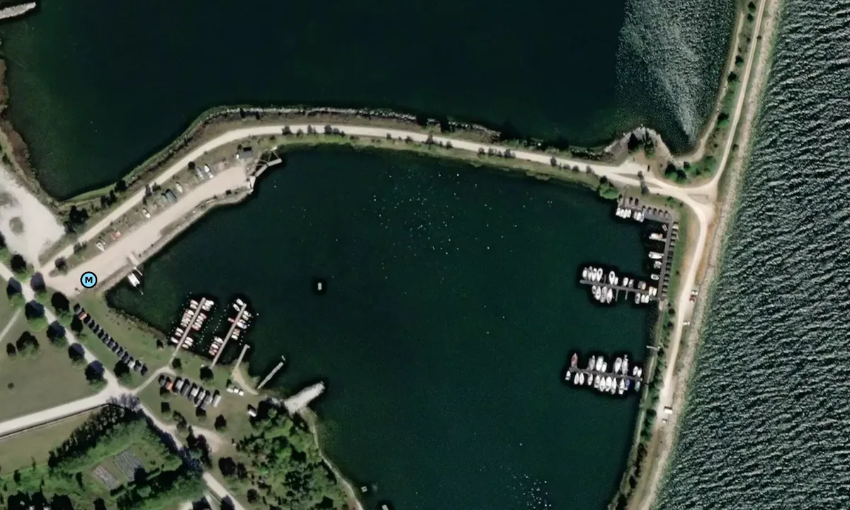 Satelite image of Slite Lännahamnen