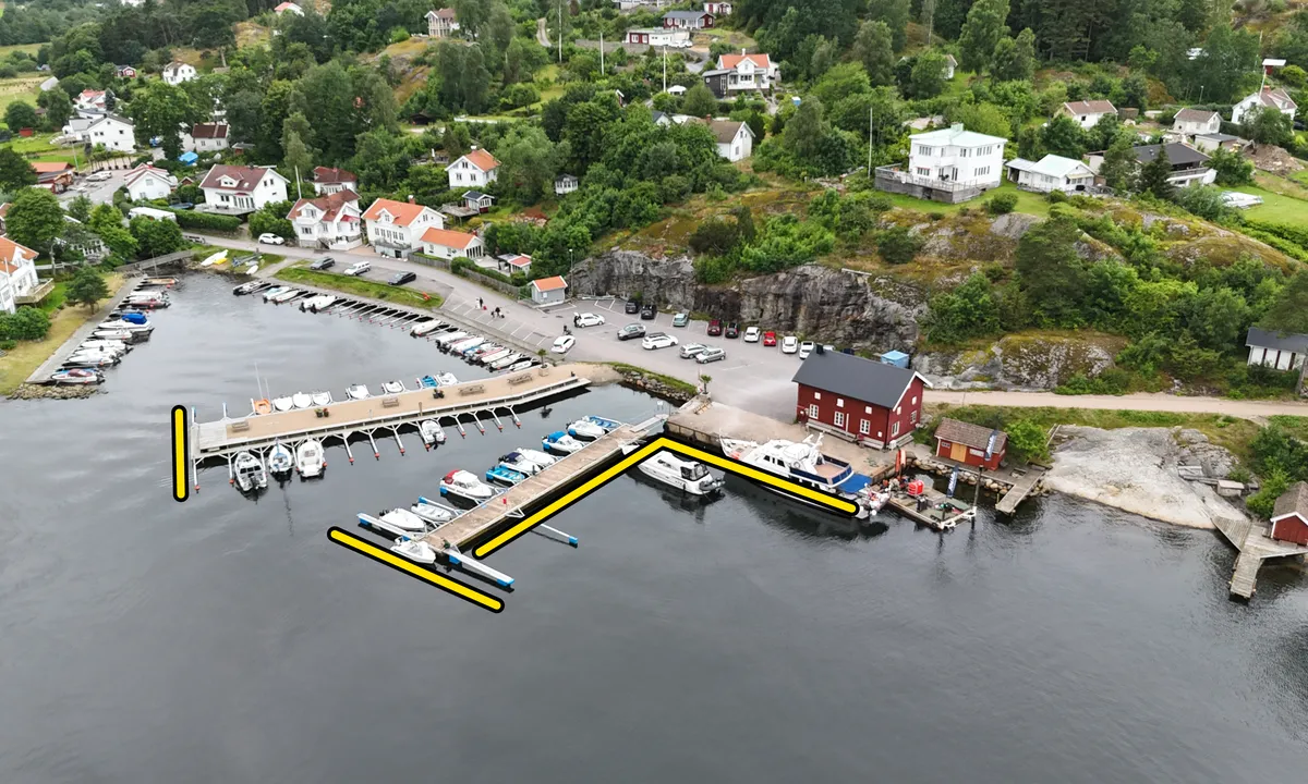{"base": "no", "no": "I Slussen er det nye gjesteplasser fra 2024. Se gul markering.", "se": "I Slussen finns det nya g\u00e4stplatser fr\u00e5n 2024. Se gul markering.", "en": "In Slussen, there will be new guest spots from 2024. See yellow marking.", "da": "I Slussen er der nye g\u00e6stepladser fra 2024. Se gul markering."}