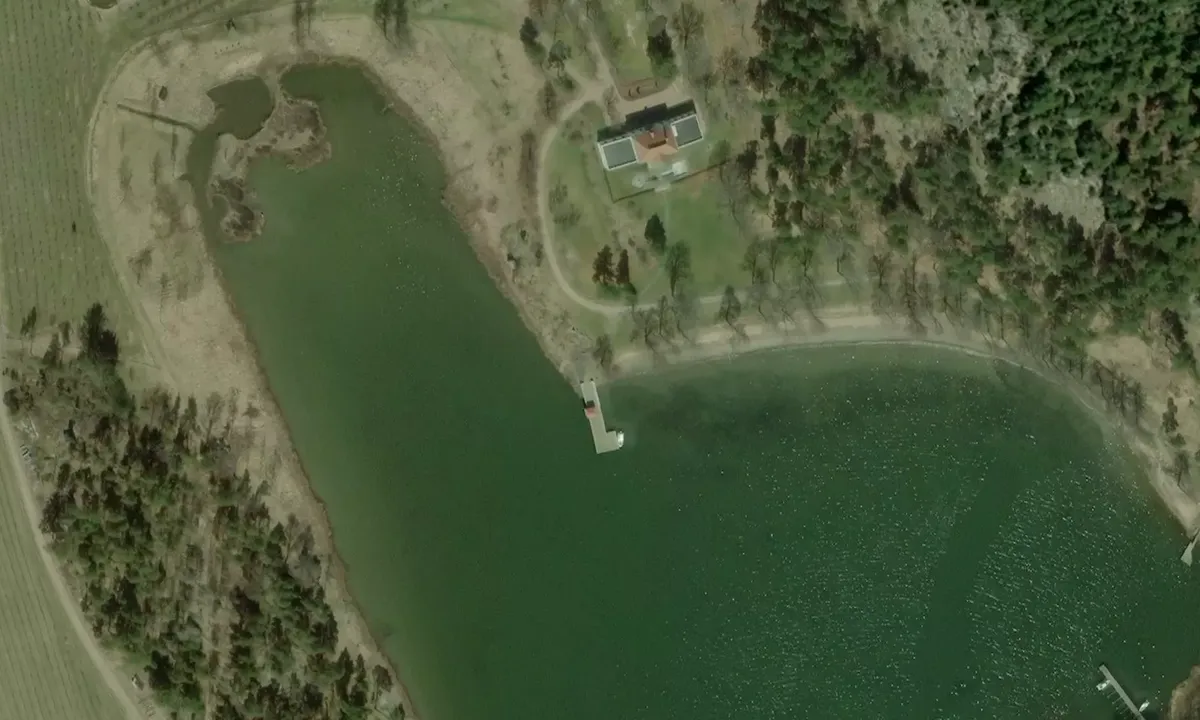 Satelite image of Söderlångvik