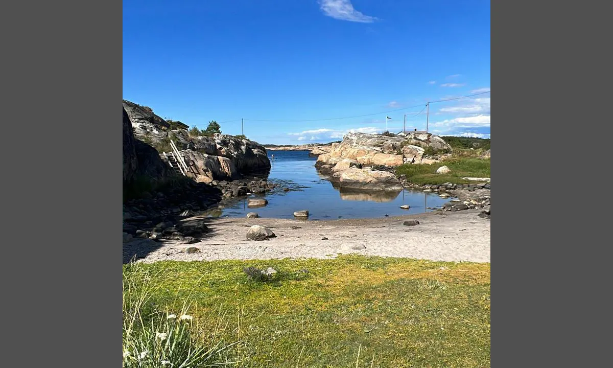 Nordre Lauer gjestehavn: Las badeplass ⛱.