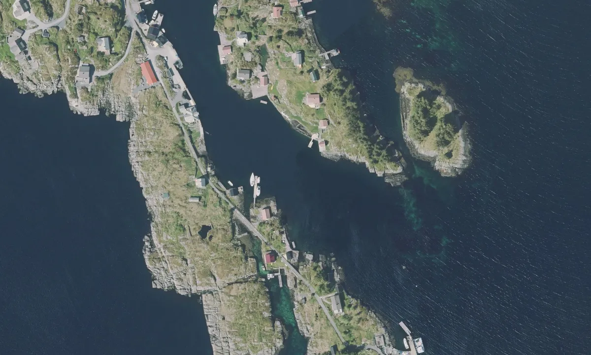Flyfoto av Søre fanøyvåg