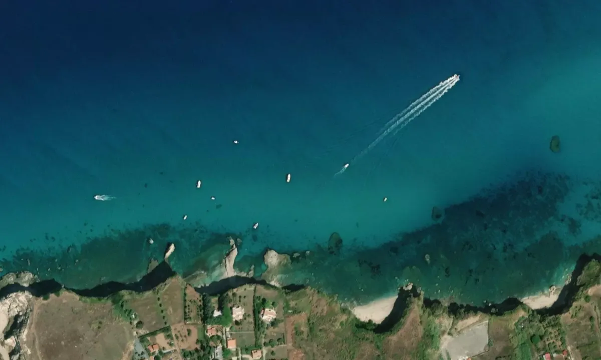 Flyfoto av spiaggia dell’occhiale