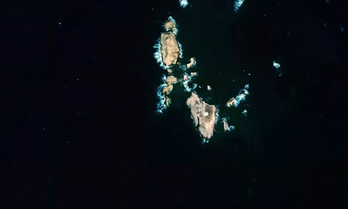 Satelite image of Spiridioni Rocks
