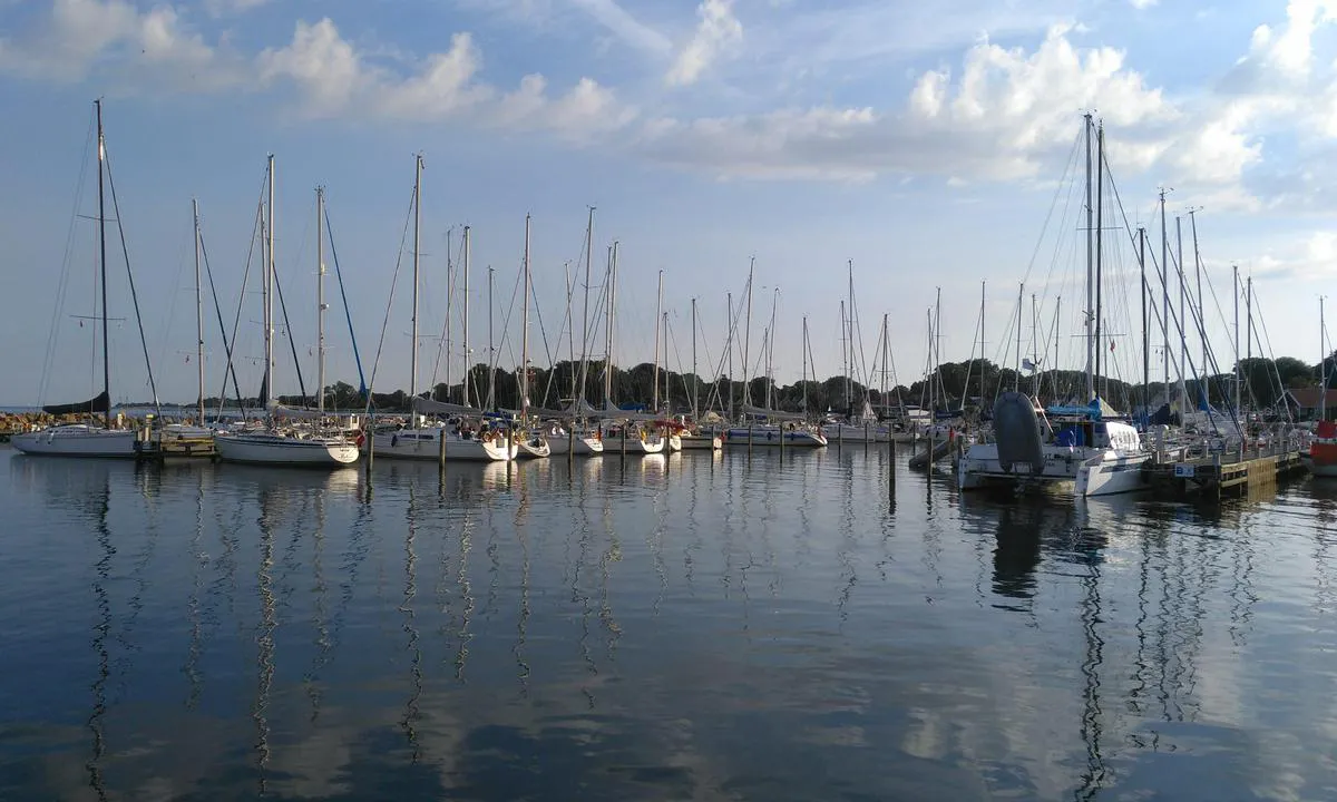 {"base": "da", "no": "Marina Spodsbjerg", "se": "Marina Spodsbjerg", "en": "Marina Spodsbjerg", "da": "Marina Spodsbjerg"}