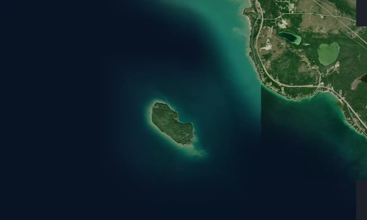 Flyfoto av St. Helena Island