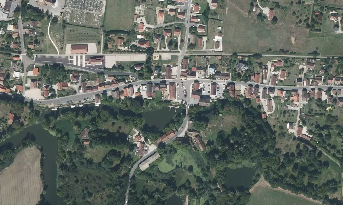 Satelite image of Stadt ponton Branges