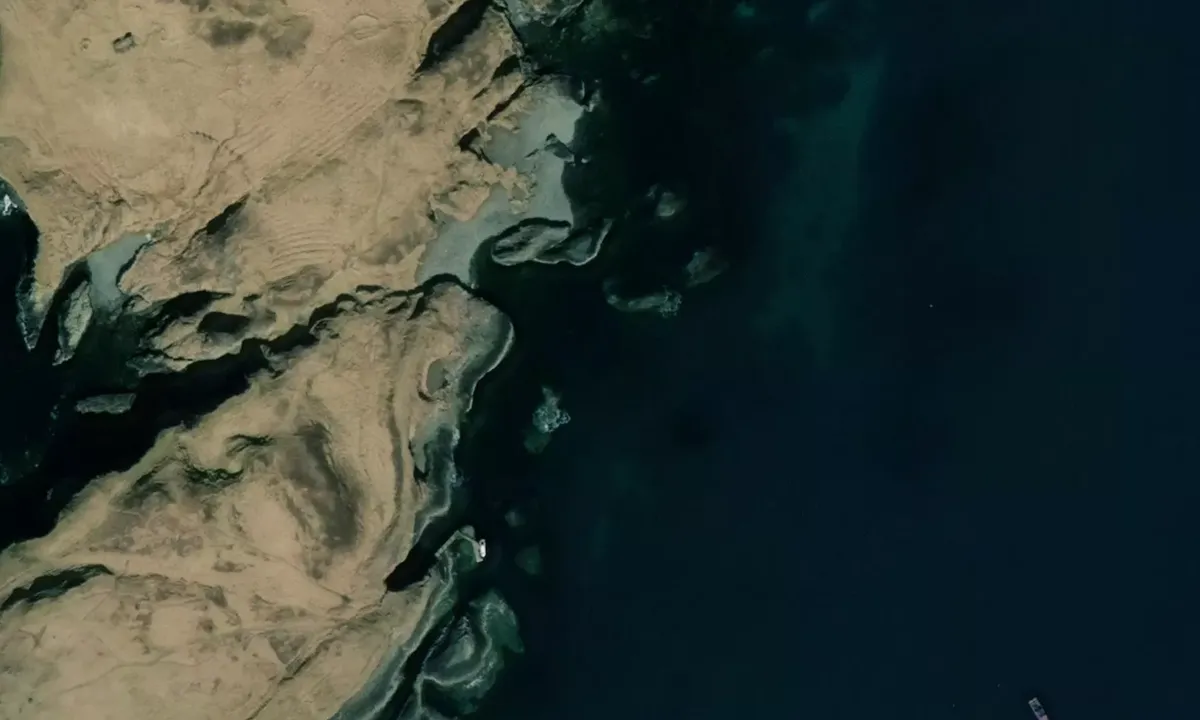 Satelite image of Staffa anchorage near Fingal’s Cave