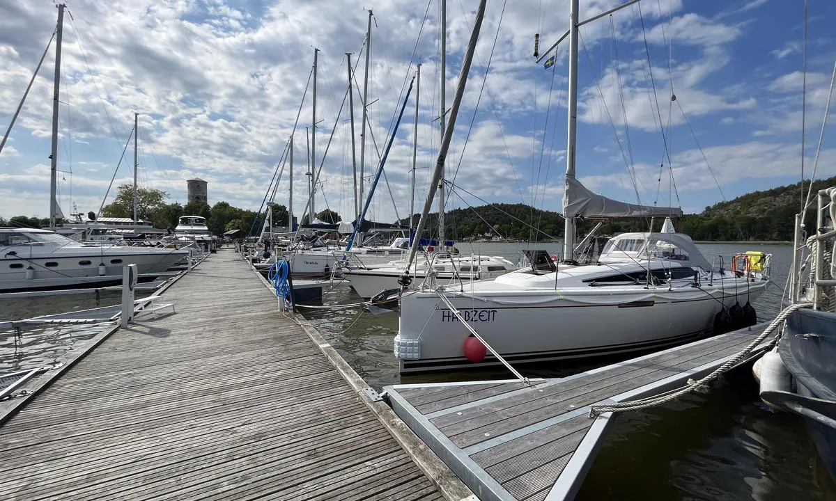 Stegeborgs hamn: Flott gjestehavn med vann og strøm