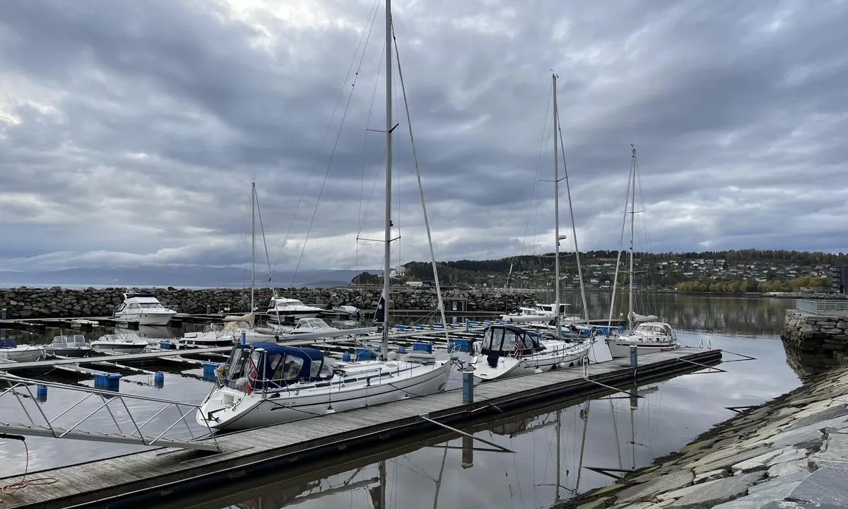 Steinkjer Syd: Fin gjestebrygge. Nært kjøpesenteret Amfi, som har alt.