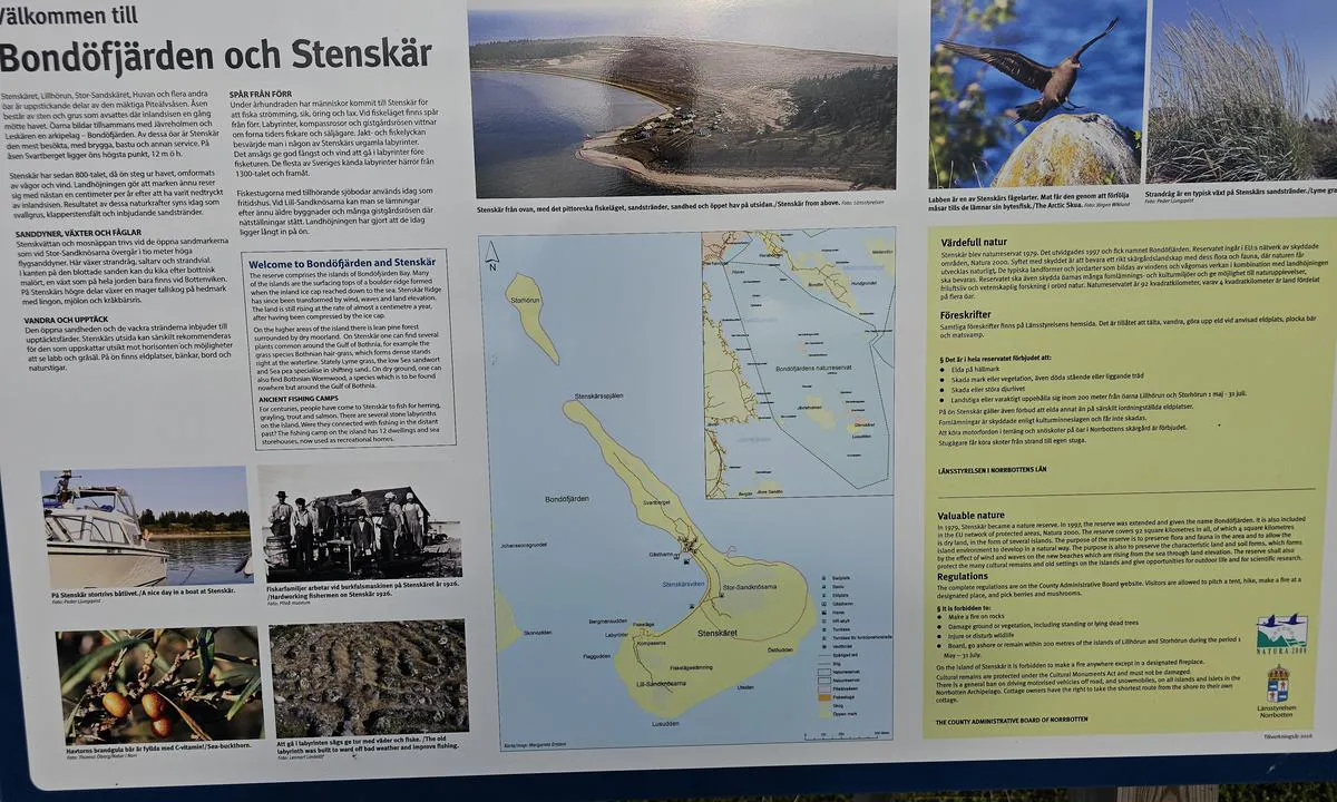Stenskäret: {"base": "se", "no": "Kart over \u00f8ya", "se": "Karta \u00f6ver \u00f6n", "en": "Map of the island", "da": "Kort over \u00f8en"}