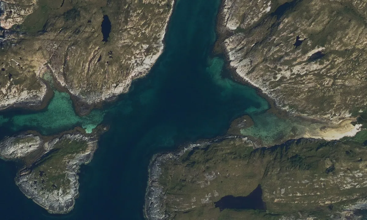 Flyfoto av Store Ærøya