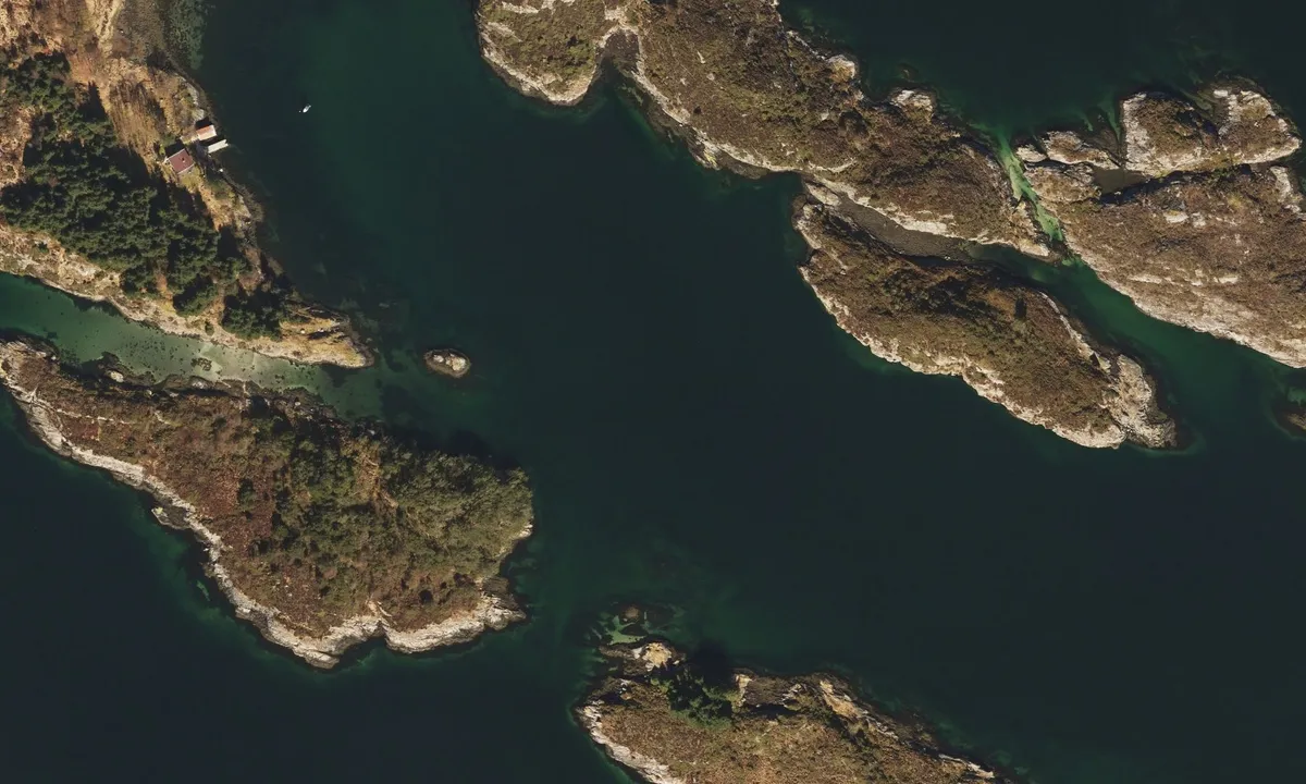 Flyfoto av Storevågen