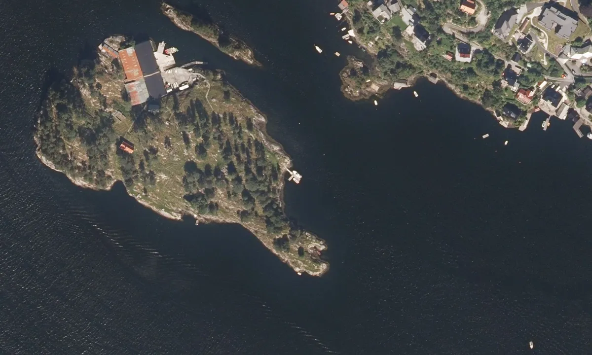 Flyfoto av Storøyen, Eidsvåg