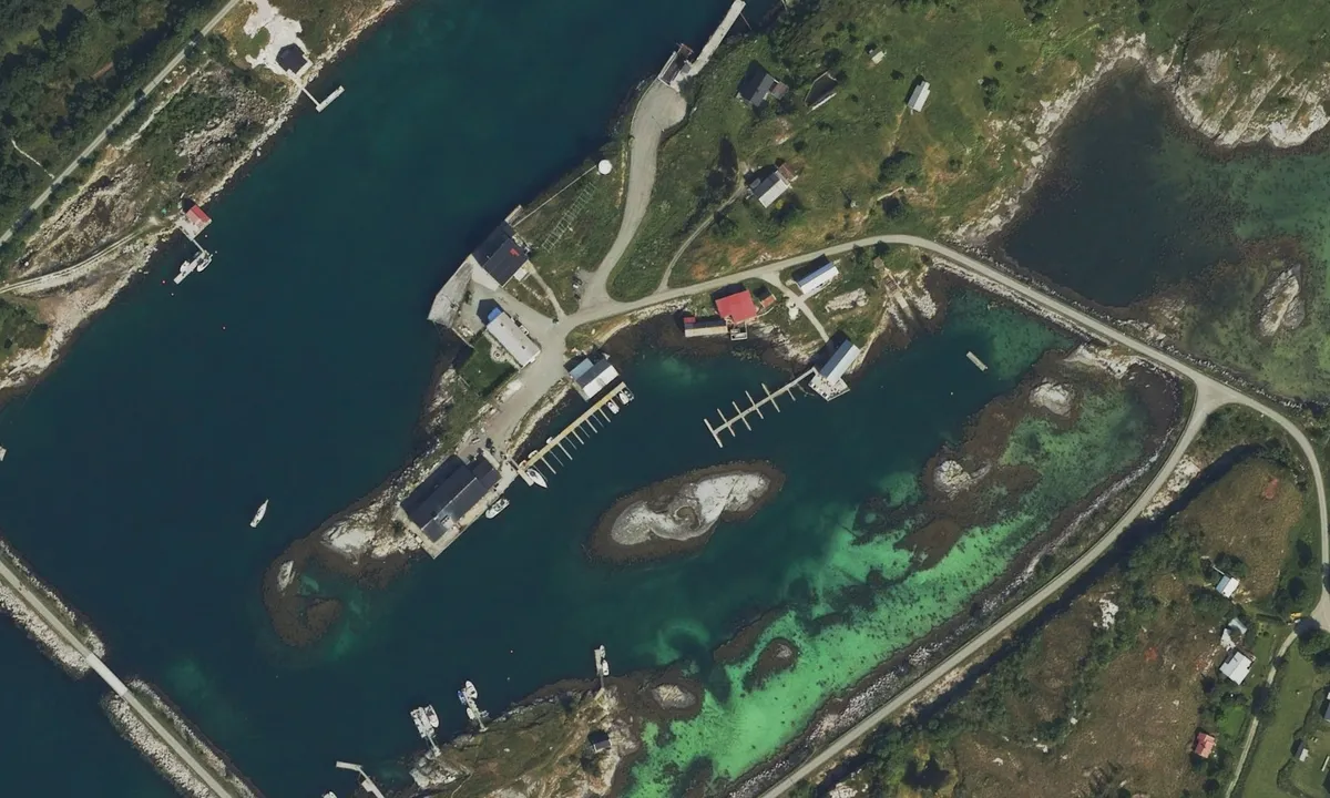 Flyfoto av Støtt Havn