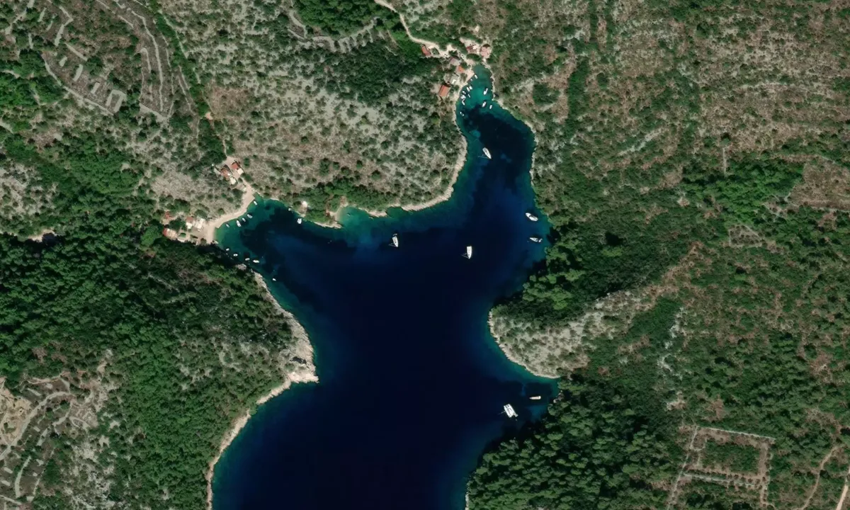Uvala Stračinska: Flyfoto av Stracinska