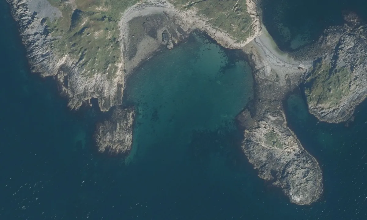 Flyfoto av Svartholmen
